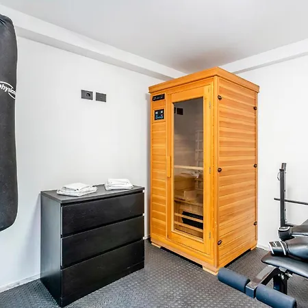 Apartment In With Sauna Lido di Camaiore